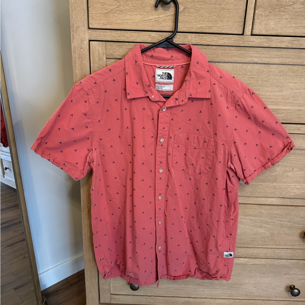 The North Face 100% cotton short sleeve button down M